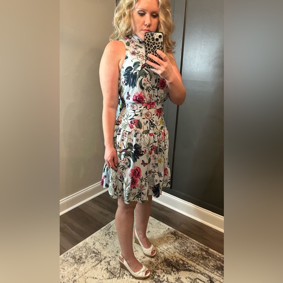 Eliza J Floral Dress - Picture 3 of 5